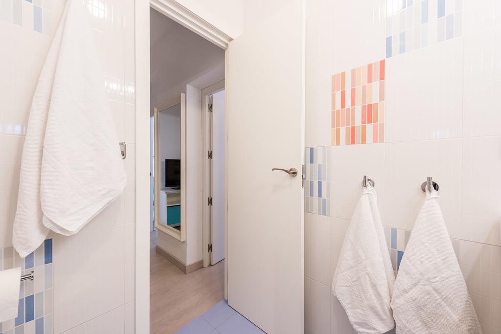 Appartamento Latina Sol Madrid Esterno foto